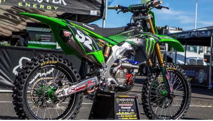 Vídeo Por dentro da Kawasaki KX250F 2018 de Adam Cianciarulo - MotoX