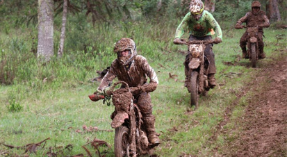 trilha de moto na lama,mais liza do mundo_lama e chuva 