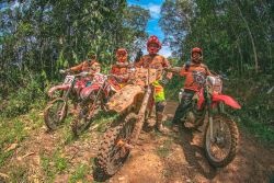 Encontro Tatu Trail reúne mais de 1.000 trilheiros em Brusque - SC - MotoX