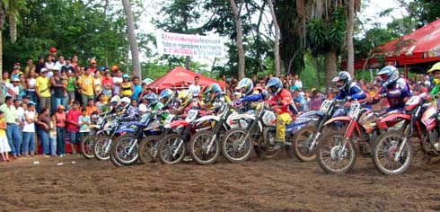 Campeonato Regional de Motocross de regresso a Santarém - Desporto - Andar  de Moto