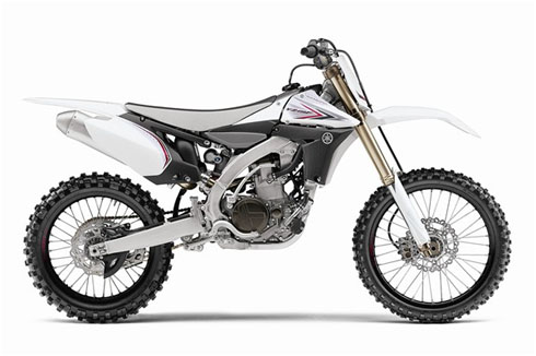 Nova Yamaha YZ450F 2010 com motor invertido!