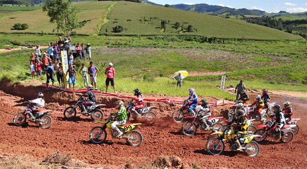 Mineiro de Motocross traz Pimonte de volta ao cenário das