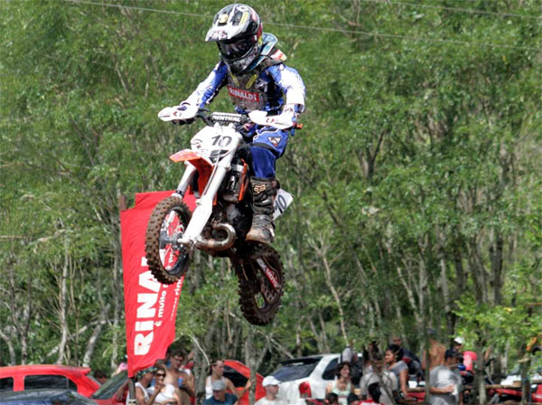 Gabriel Andrigo vence corrida na abertura do Brasileiro de Motocross 2022