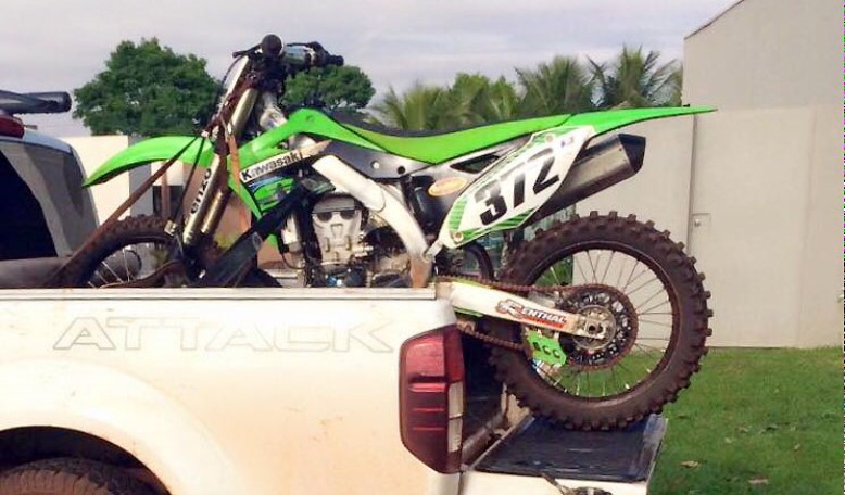 Kawasaki KX450, Motocicleta de competição