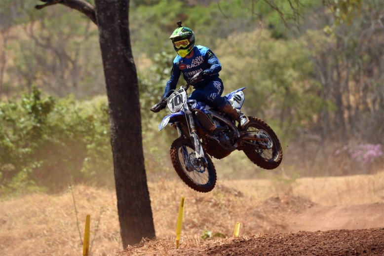 Ao vivo: corrida da MX3 no Brasileiro de Motocross 2018 em Extrema - MG -  MotoX