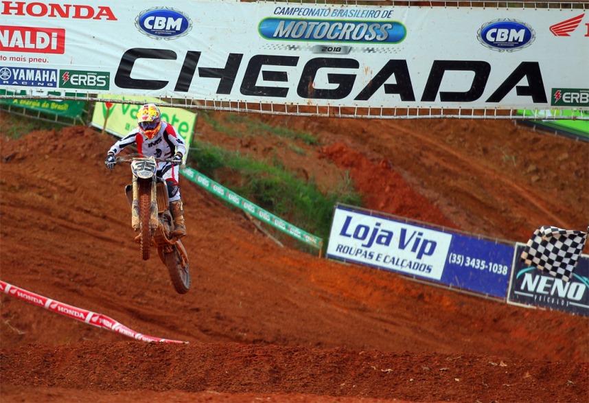 Ao vivo: corrida da MX3 no Brasileiro de Motocross 2018 em Extrema - MG -  MotoX