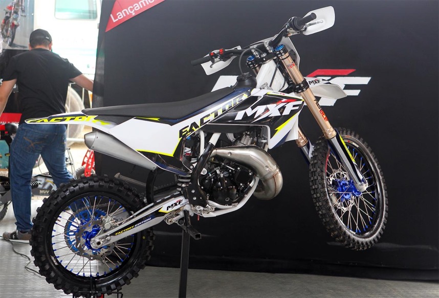 Moto de trilha 2T nacional, MXF 250 TS tem novidades - Motonline