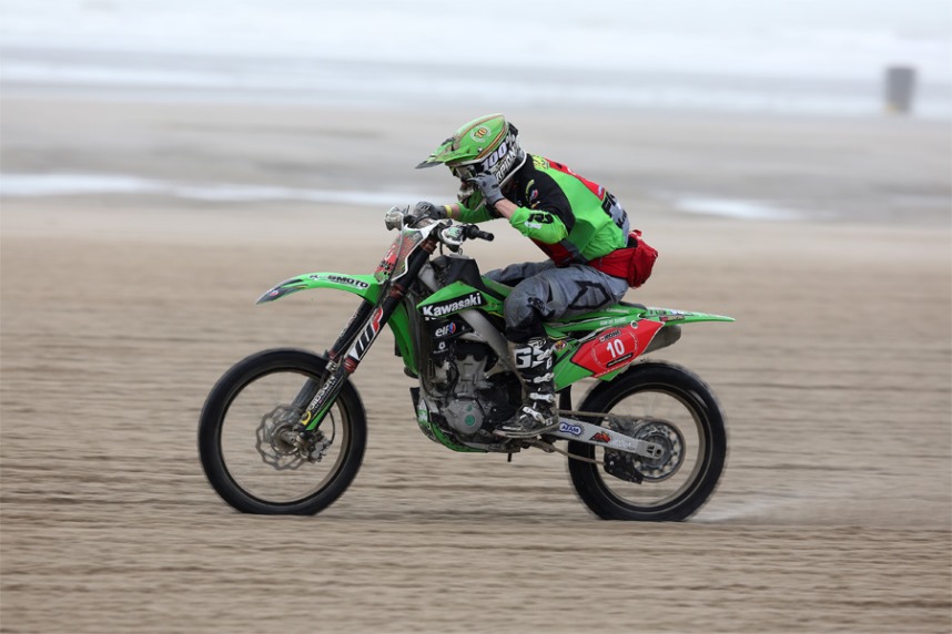 Corrida épica na praia: Melhores momentos do Enduropale du Touquet 2019 -  MotoX