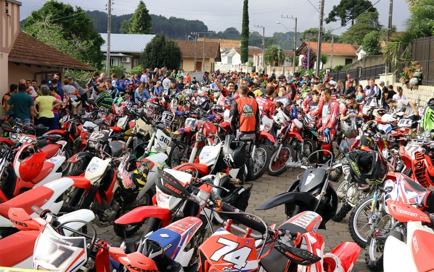 11ª Pro Tork Trilha da Ovelha reúne 3.386 trilheiros de motos, quadris e  UTVs, em Campo Alegre (SC) – MOTOMUNDO