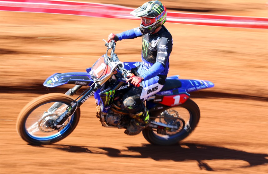 Pilotos ansiosos para corridas do Brasileiro de Motocross 2019 em Morrinhos  - GO - MotoX