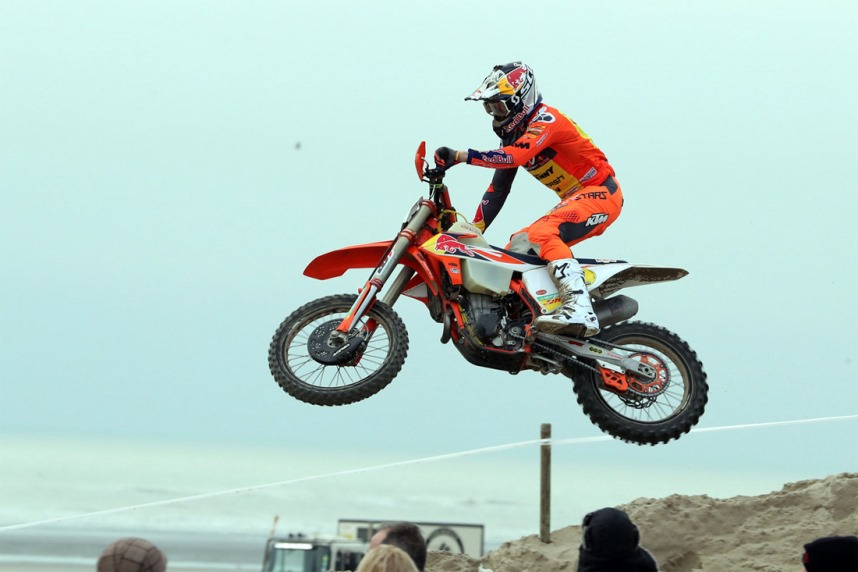 Largada muito forte das 250cc na corrida de Motocross #motocross #espo