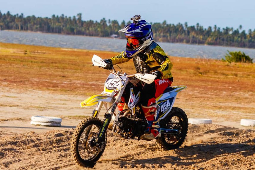 Especial - Introdução das crianças no motociclismo off road - MotoX